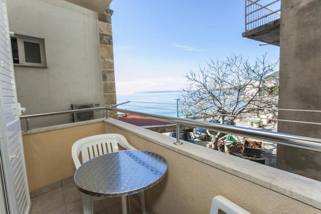 Apartments By The Sea Drasnice, Makarska - 6697 Exterior foto